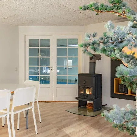 10 Person In Bl Vand Holiday home Ho